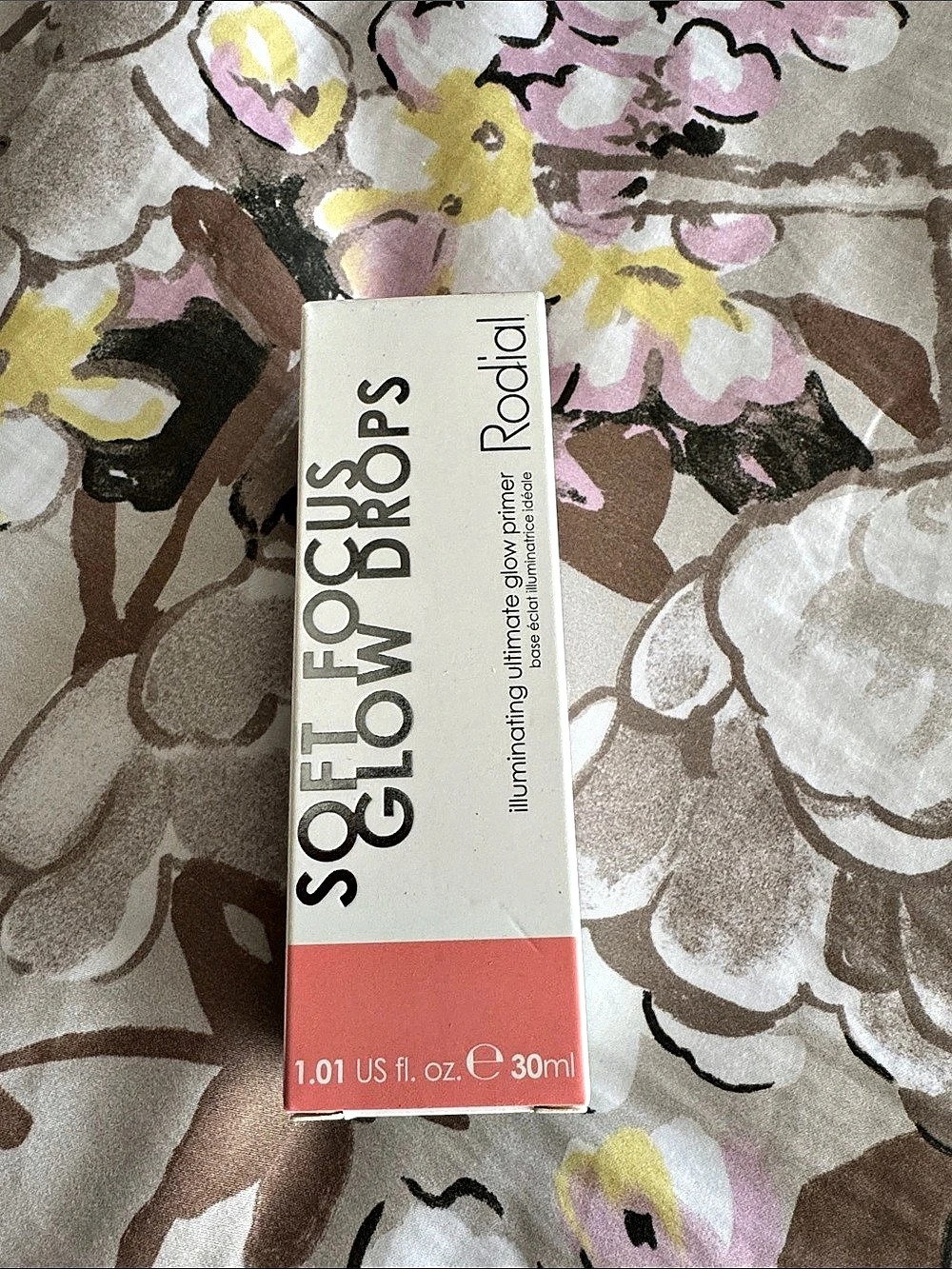 Rodial Soft Focus Glow Drops Illuminating Glow Primer